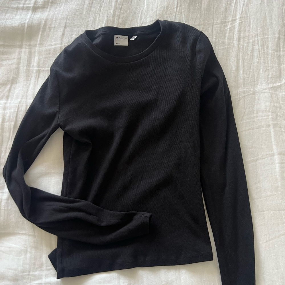Aritzia Homestretch long sleeve black